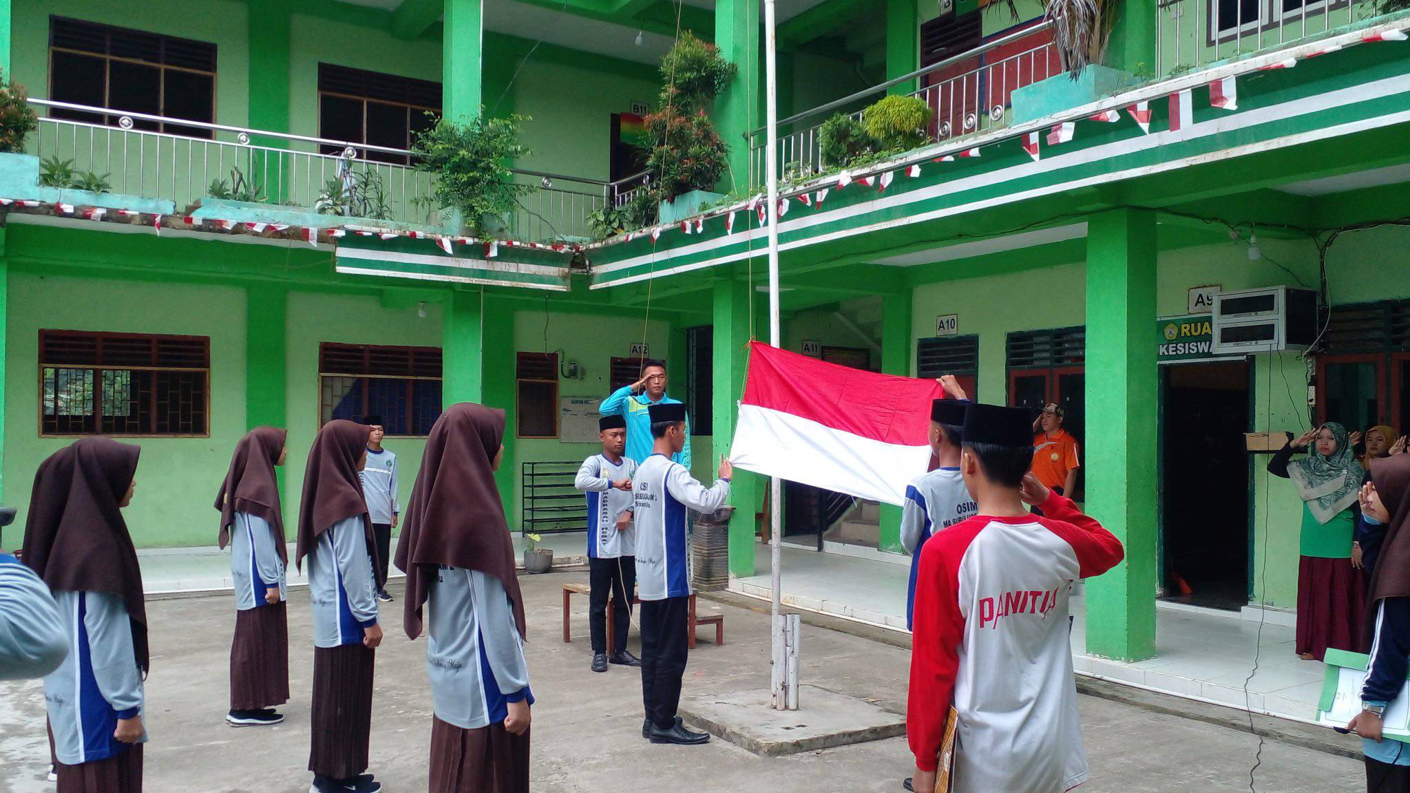 Upacara Peringatan Hari Olahraga Nasional yang ke-77